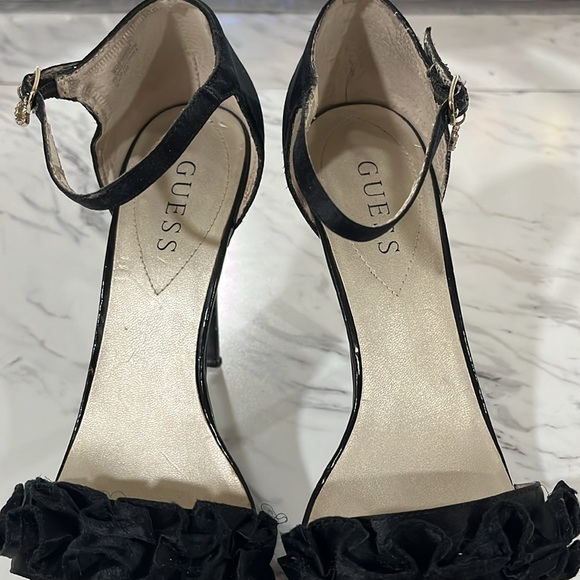 Guess size 8. 4 1/2 inch stilettos Patton, leather trim, satin ruffle across toe - Picture 3 of 6